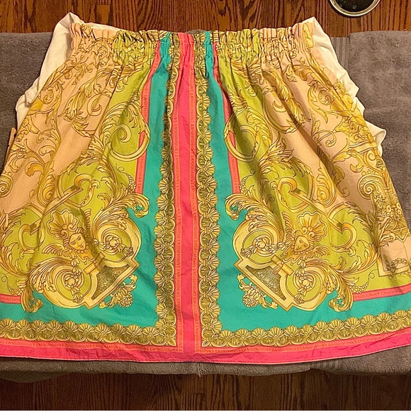 STUNNING YOUNG LADIES “VERSACE BAROCCO GODDESS” Combined Logo Dress BL/WH/GOLD! - Picture 6 of 9